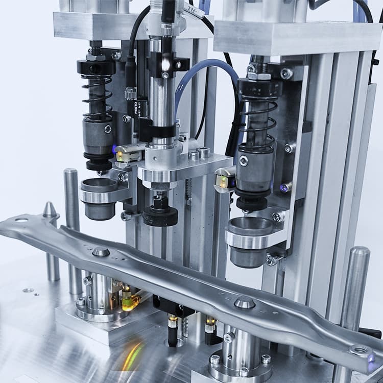 Montagevorrichtung für Zusammenbauteile